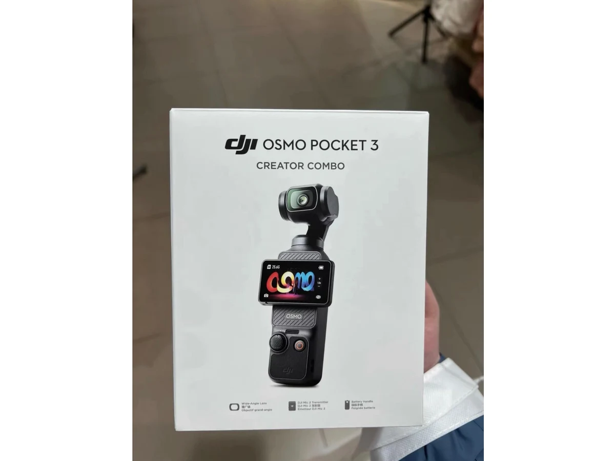 DJI Osmo Pocket 3 Creator Combo gallery thumbnail