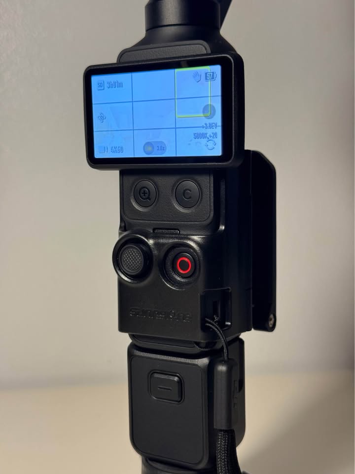 DJI Osmo Pocket 4P with Free Accessories - Pre-Owned gallery thumbnail