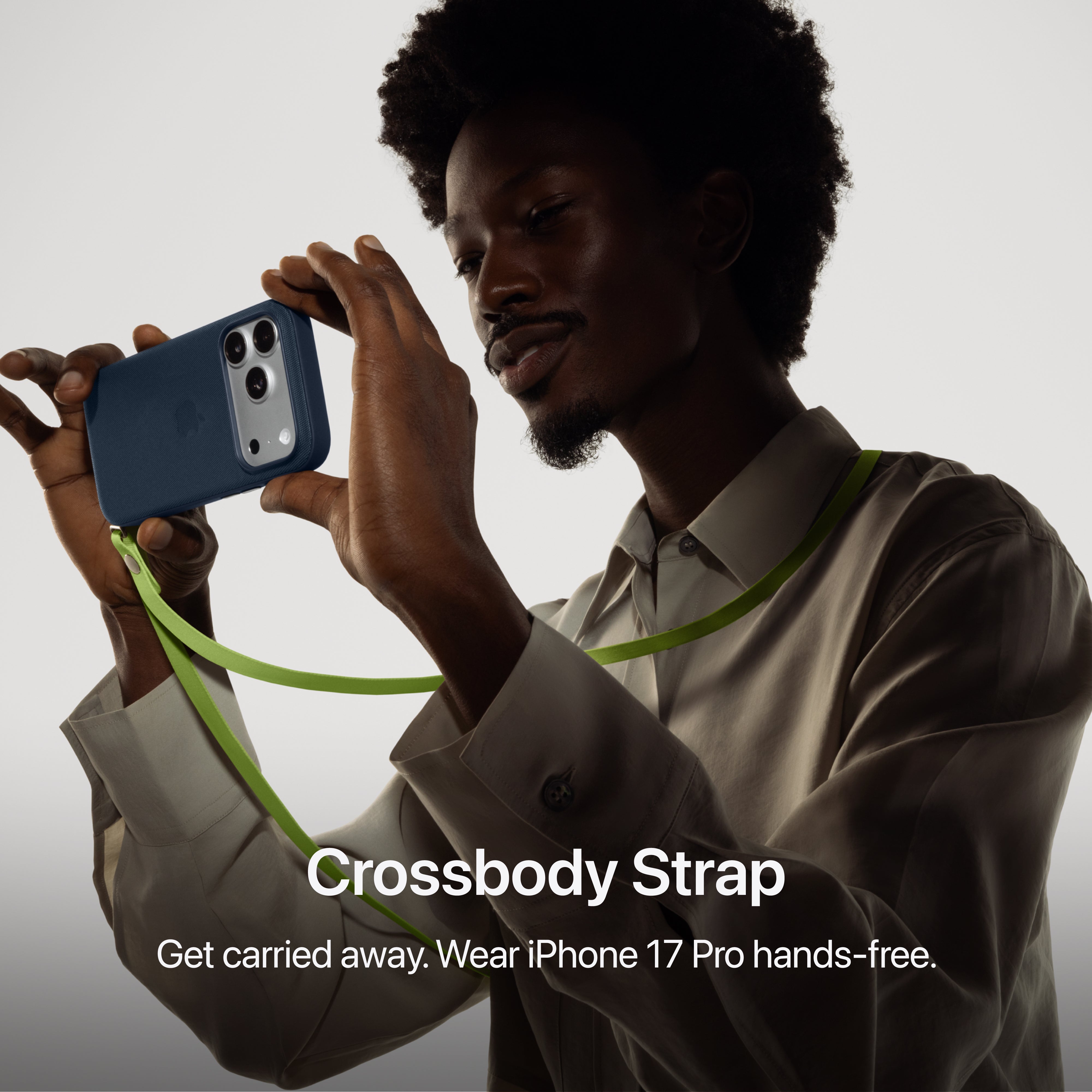 Apple iPhone 17 Pro Max gallery thumbnail